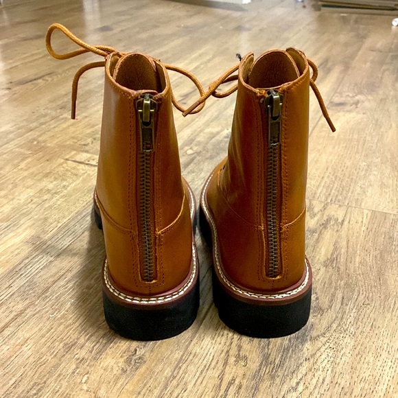Madewell Citywalk Lugsole Boot - English Saddle - Picture 13 of 15